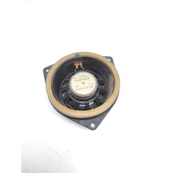 Recambio de altavoz para lexus rx300 (mcu15) luxury referencia OEM IAM 8616048050  TRASERO IZQUIERDO
