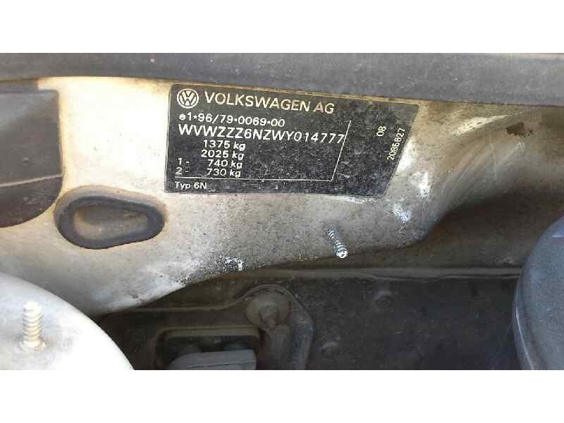 volkswagen polo berlina (6n1) del año 1997