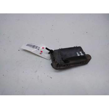 Recambio de maneta interior trasera derecha para peugeot 205 berlina 1.4 referencia OEM IAM   