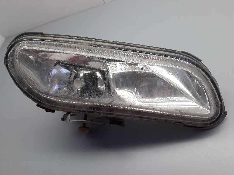 Recambio de faro antiniebla derecho para peugeot 406 berlina (s1/s2) stdt referencia OEM IAM 37080748D  
