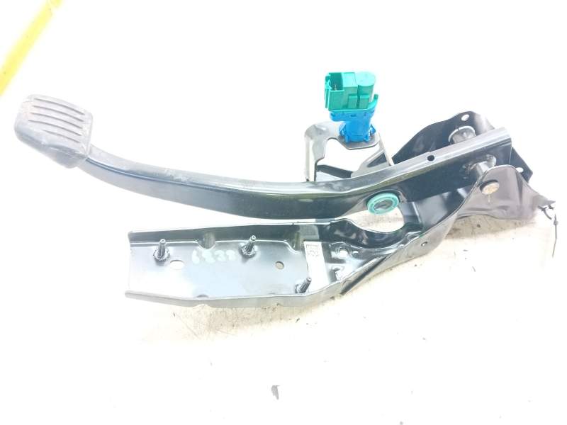 Recambio de pedal freno para land rover range rover evoque (l538) 2.0 d referencia OEM IAM GJ322D094  