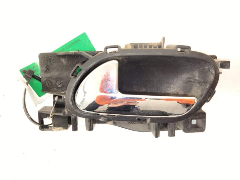 Recambio de maneta interior delantera izquierda para peugeot 3008 confort referencia OEM IAM 9683446877  
