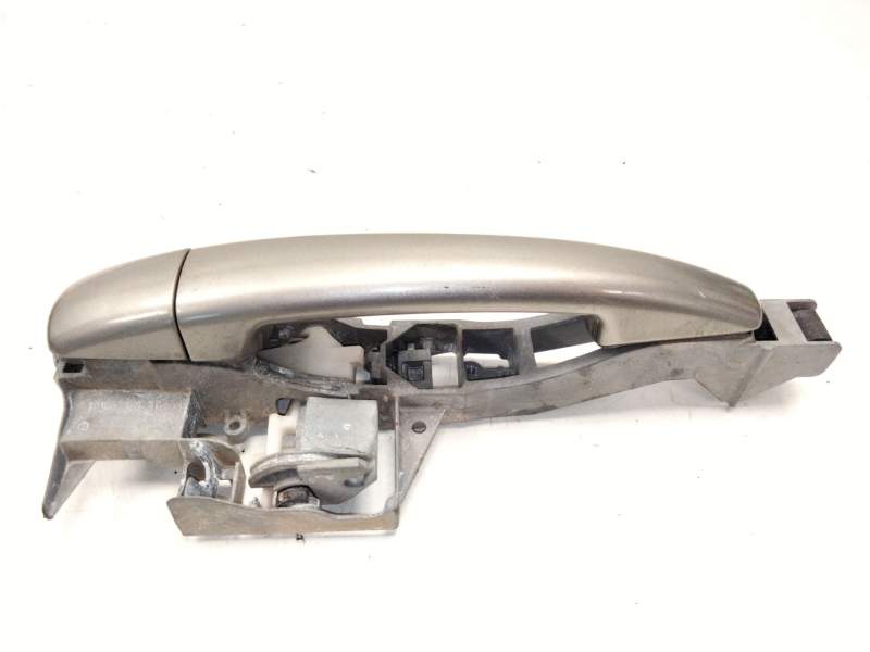 Recambio de maneta exterior trasera izquierda para peugeot 3008 confort referencia OEM IAM   