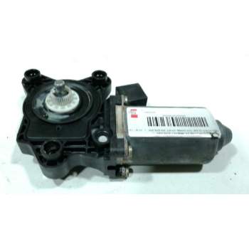 MOTOR ELEVALUNAS DELANTERO DERECHO 