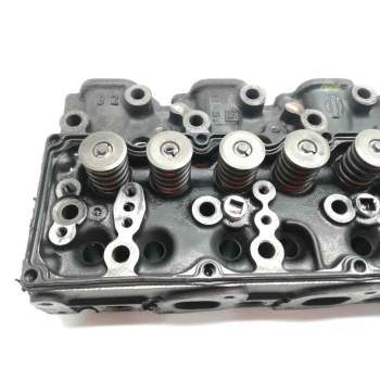 Recambio de culata para nissan cabstar e referencia OEM IAM   