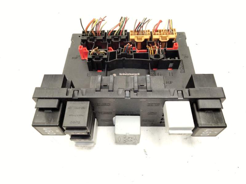 Recambio de caja fusibles para volkswagen scirocco iii (137, 138) 1.4 tsi referencia OEM IAM 3C8937049  