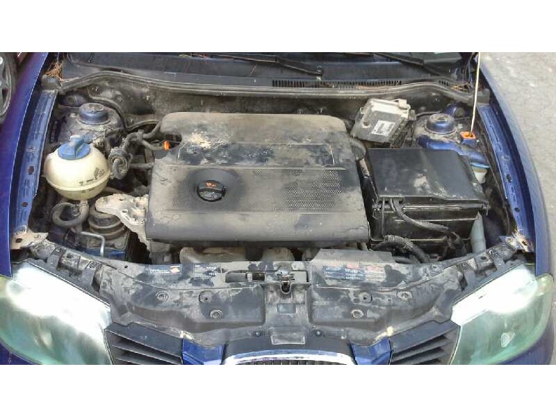 seat ibiza (6l1) del año 2004