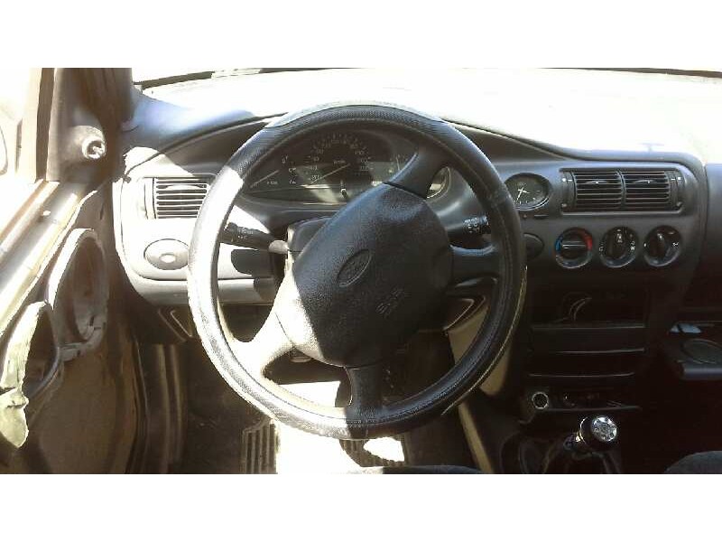 ford escort berl./turnier del año 1996