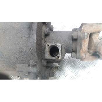 Recambio de caja cambios para nissan l-80.09 80.09 referencia OEM IAM T5 200  