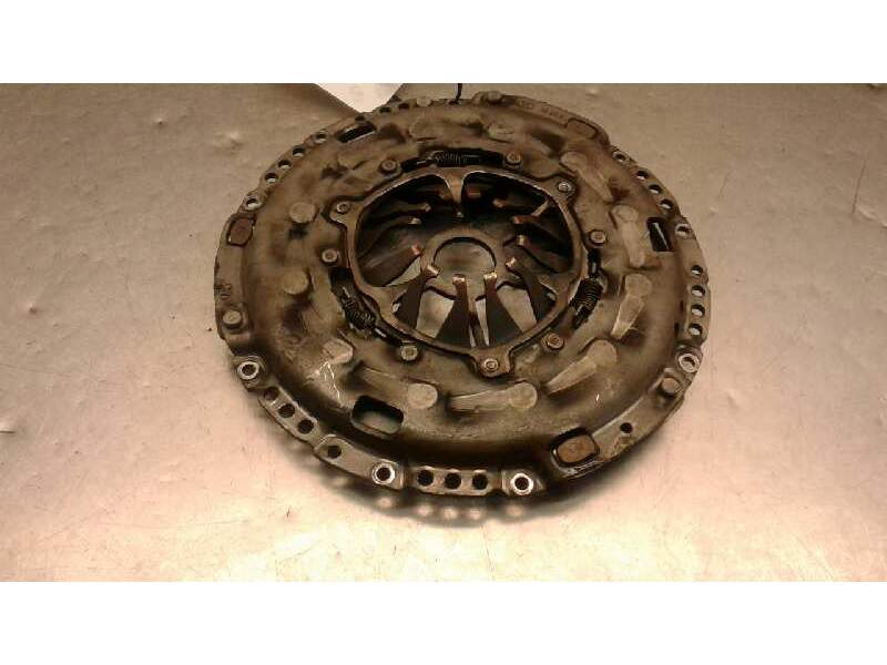 Recambio de prensa embrague para volkswagen t5 transporter/furgoneta caja cerrada referencia OEM IAM 123043610  