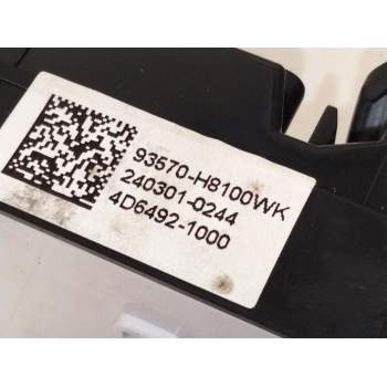 Recambio de mando elevalunas delantero izquierdo para kia stonic (yb) 1.2 cvvt referencia OEM IAM 93570H8100  