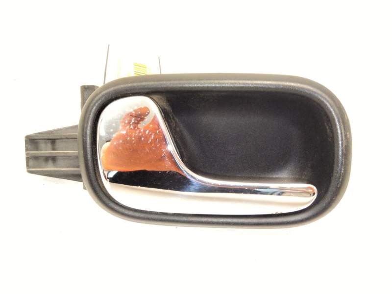 Recambio de maneta interior trasera izquierda para audi a4 b5 (8d2) 1.9 tdi referencia OEM IAM 8D0839019  