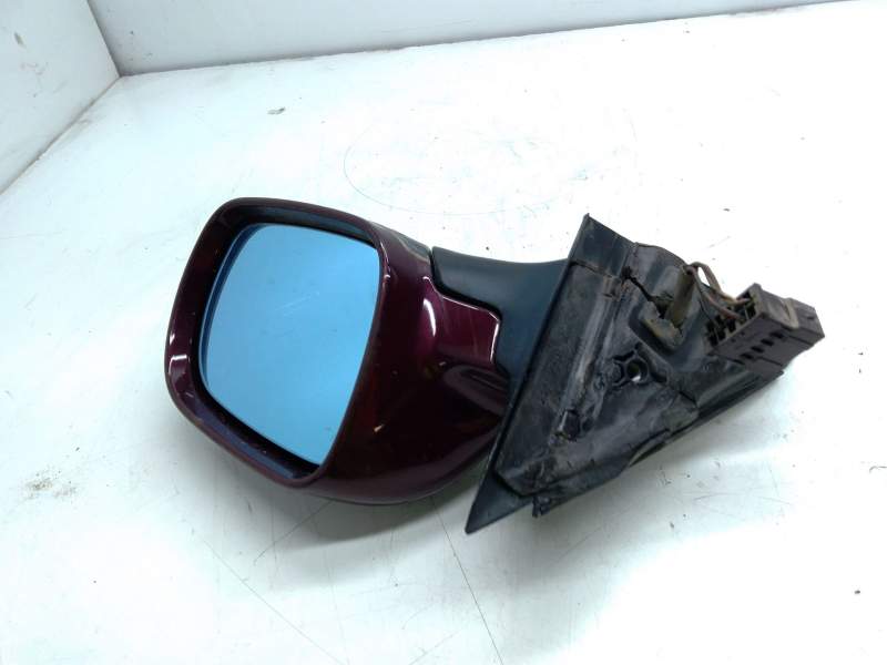 Recambio de retrovisor derecho para audi a4 b5 (8d2) 1.9 tdi referencia OEM IAM 8D1858532  