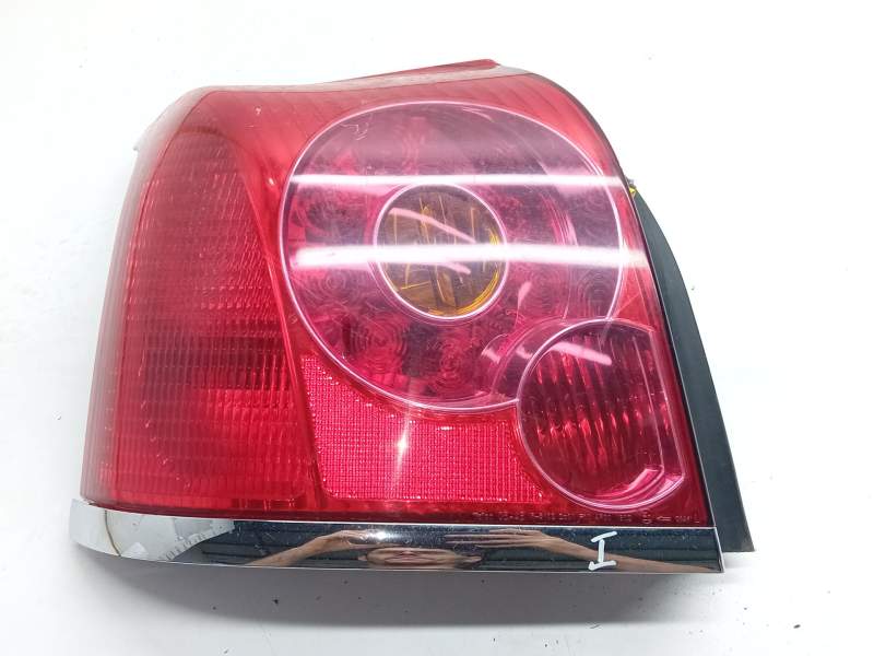 Recambio de piloto trasero izquierdo para toyota avensis (_t25_) 2.0 (azt250_) referencia OEM IAM 8156105130  