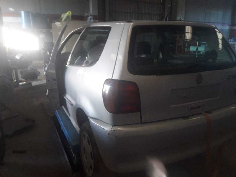 volkswagen polo berlina (6n1) del año 1999