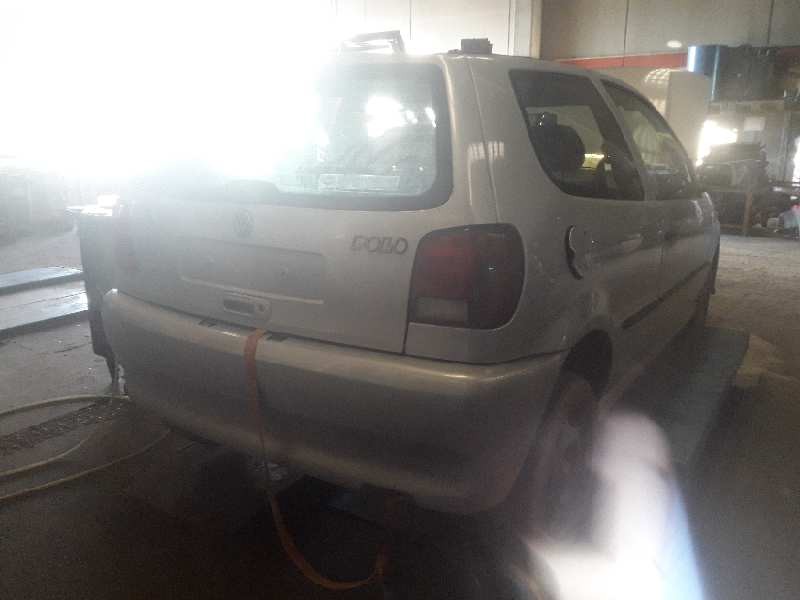 volkswagen polo berlina (6n1) del año 1999
