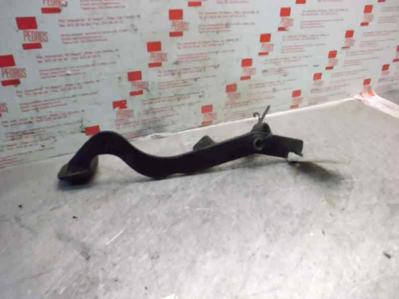 Recambio de pedal freno para nissan trade caja cerrada, techo elevado referencia OEM IAM   