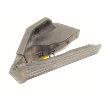 PEDAL ACELERADOR A2053000004 