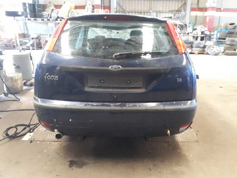 ford focus berlina (cak) del año 2003