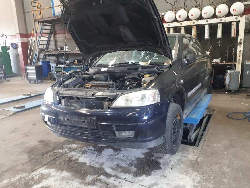 opel astra g berlina del año 2001