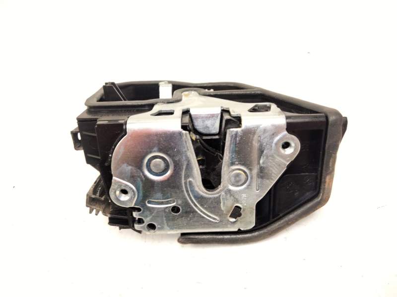 Recambio de cerradura puerta trasera derecha para bmw x5 (e70) xdrive 30 d referencia OEM IAM 7318416  
