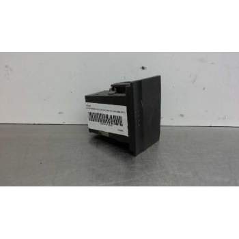 Recambio de cenicero para nissan primera berlina (p12) 1.9 16v turbodiesel cat referencia OEM IAM   