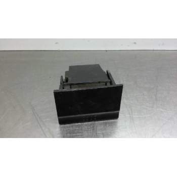 Recambio de cenicero para nissan primera berlina (p12) 1.9 16v turbodiesel cat referencia OEM IAM   