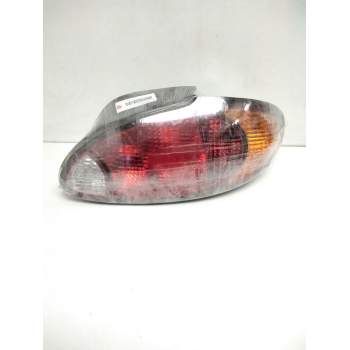 Recambio de piloto trasero derecho para hyundai lantra berlina (rd) 1.6 gls referencia OEM IAM 9240229520 R92402295 