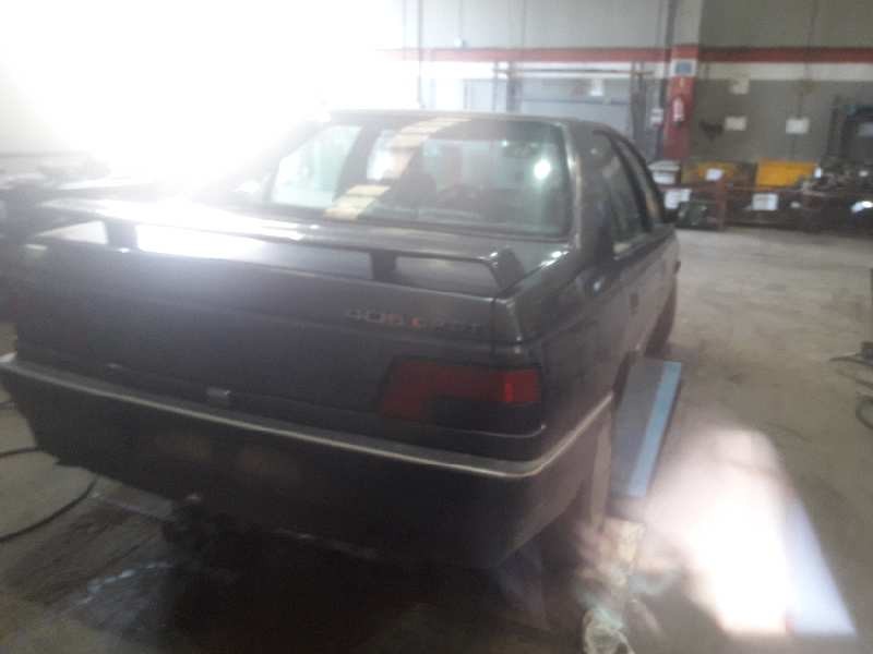 peugeot 405 berlina del año 1992