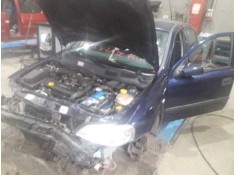 opel astra g berlina del año 2002