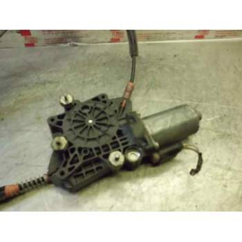 Recambio de elevalunas delantero derecho para ford fiesta berlina studio referencia OEM IAM 1074290  