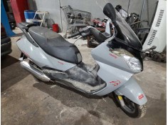 aprilia atlantic 200 del año 2003 2