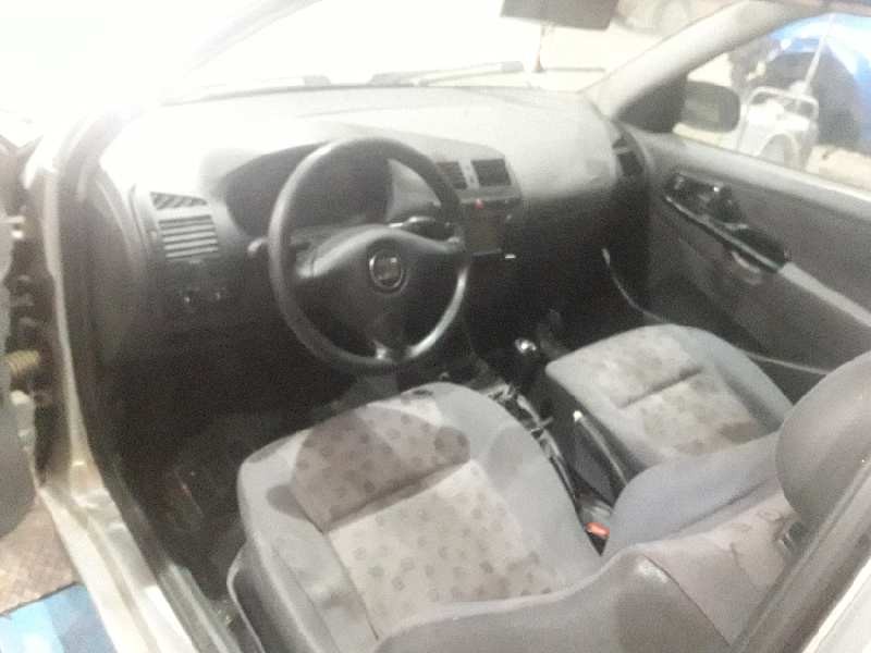 seat ibiza (6k1) del año 2000