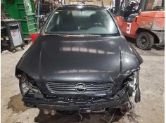 opel astra g berlina del año 2002
