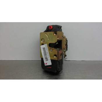 Recambio de cerradura puerta trasera derecha para peugeot 206 berlina xt referencia OEM IAM 913887  