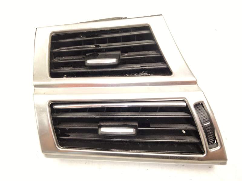 Recambio de aireador izquierdo para bmw x5 (e70) xdrive 30 d referencia OEM IAM 9227767  