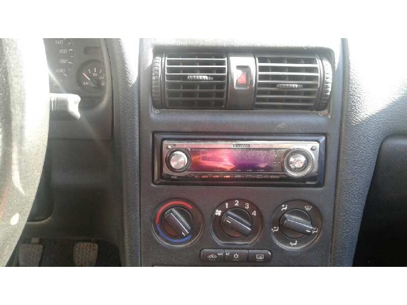 opel astra g berlina del año 1998