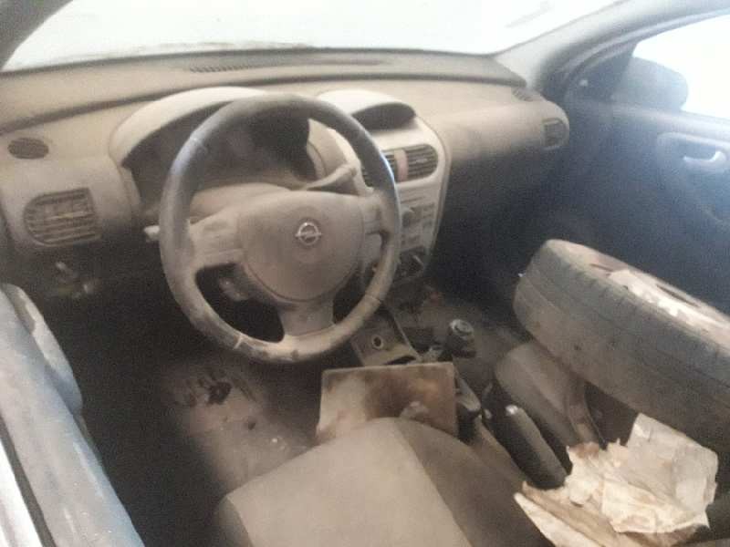 opel corsa c del año 2005