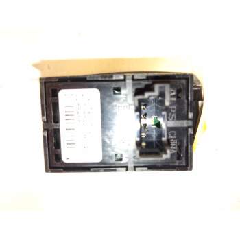 Recambio de mando elevalunas trasero derecho para bmw 3 (f30, f80) 318 d referencia OEM IAM 9208106  