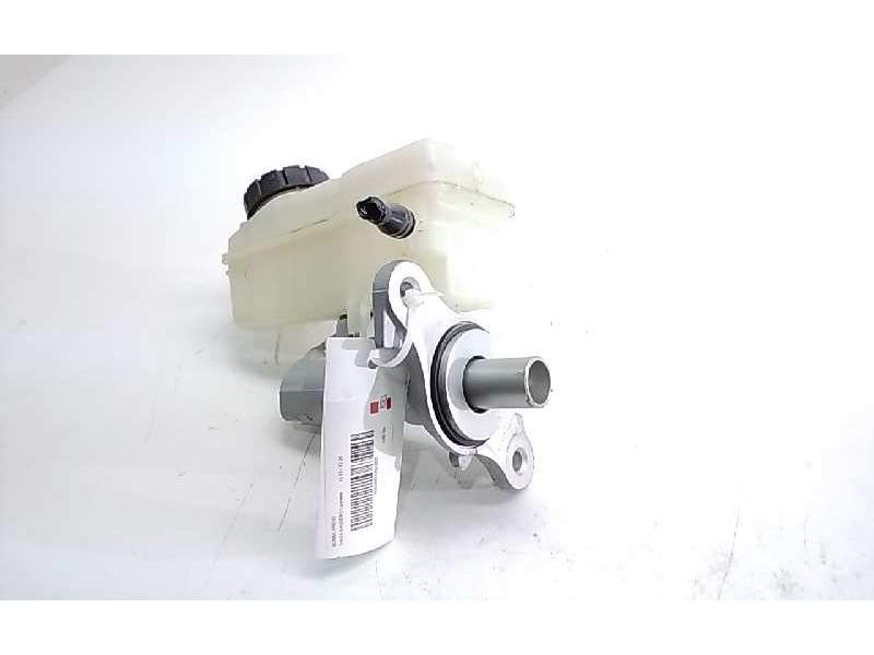 Recambio de bomba freno para dacia sandero laureate referencia OEM IAM 460915125R  