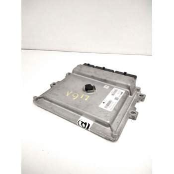 Recambio de centralita motor uce para dacia sandero laureate referencia OEM IAM 237107175R 237105499R V29072784A