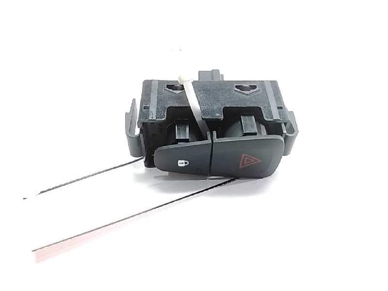 Recambio de warning para dacia sandero laureate referencia OEM IAM E3160601  