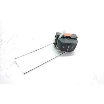 Recambio de mando elevalunas delantero izquierdo para dacia sandero laureate referencia OEM IAM 254214937R  