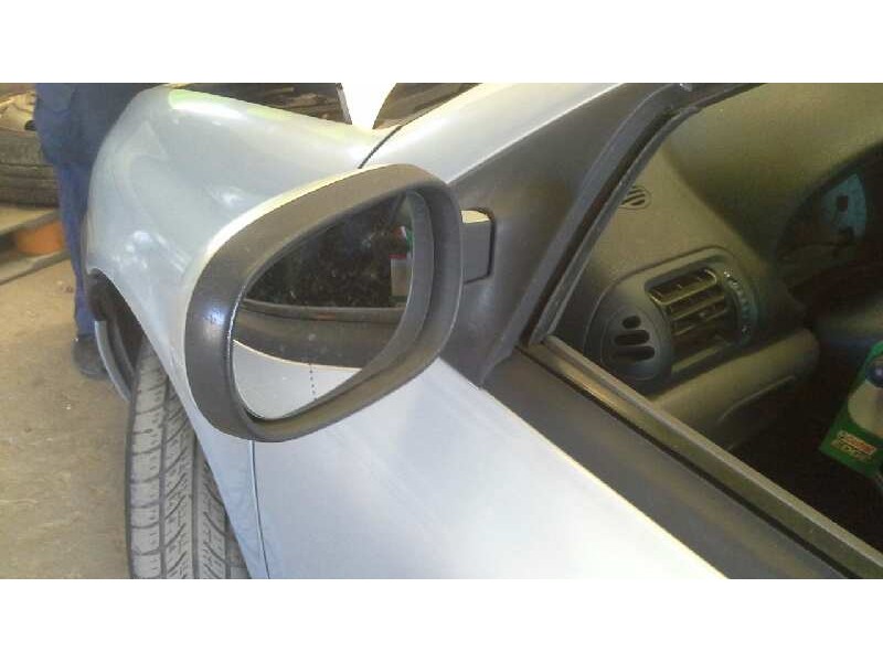 renault clio ii fase i (b/cbo) del año 2000