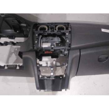 Recambio de salpicadero para dacia sandero laureate referencia OEM IAM   