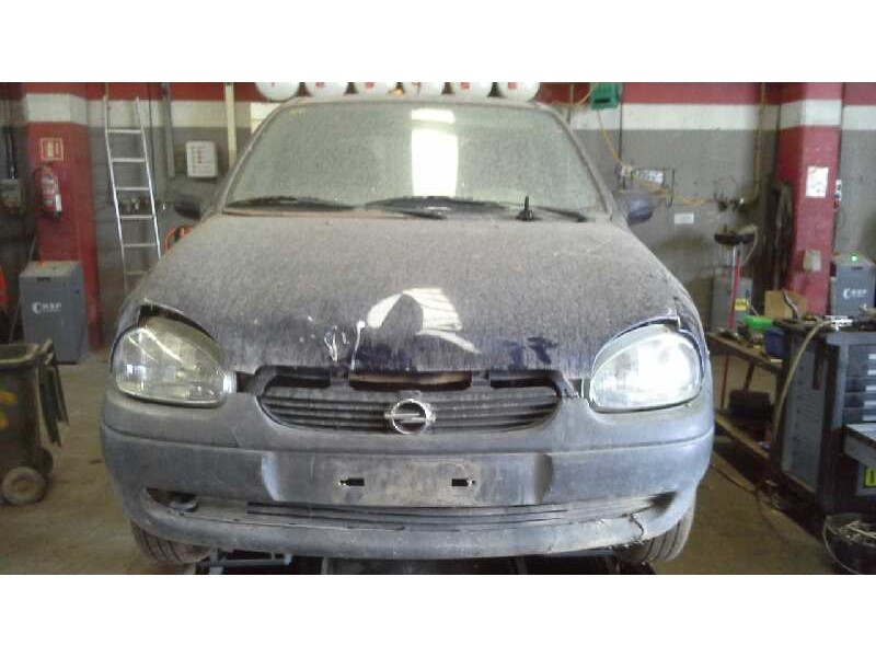 opel corsa b del año 2000