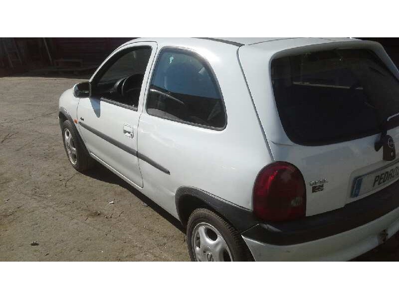 opel corsa b del año 1997