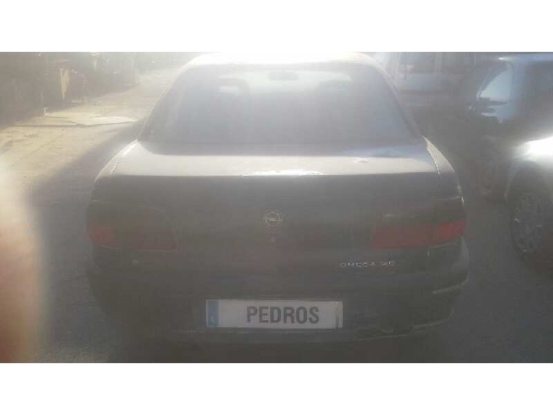 opel omega b del año 1995
