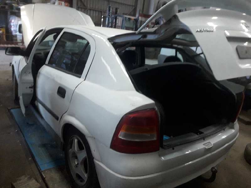 opel astra g berlina del año 1999