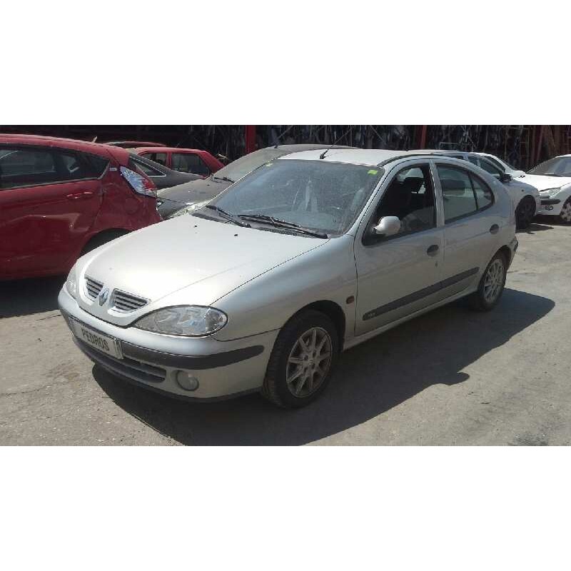 renault megane i fase 2 berlina (ba0) del año 2000